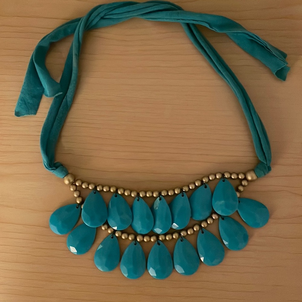 Turquoise and gold beads “tie” necklace